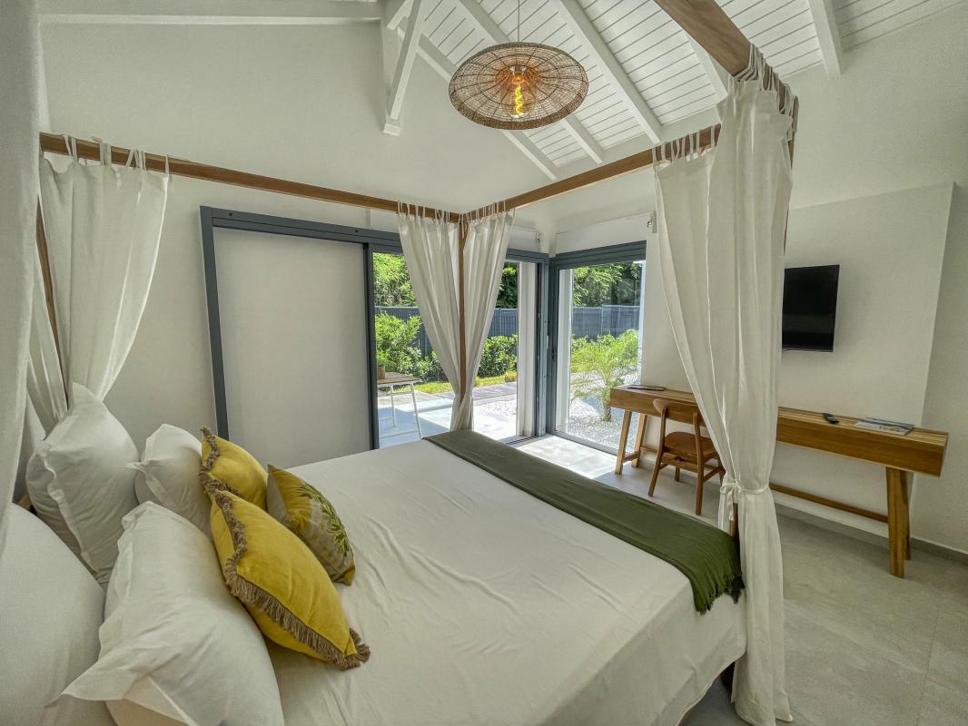 34 Location villa piscine accès plage Saint François Guadeloupe_chambre 2